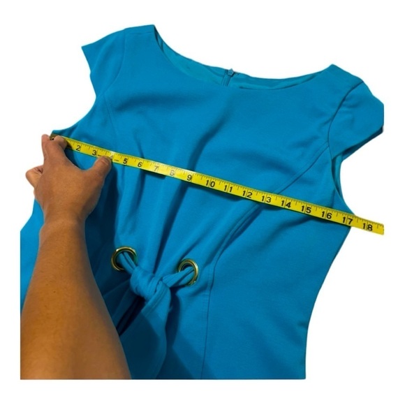 JUST TAYLOR FIT AND FLARE AQUA BLUE DRESS Size 4. - Picture 7 of 12